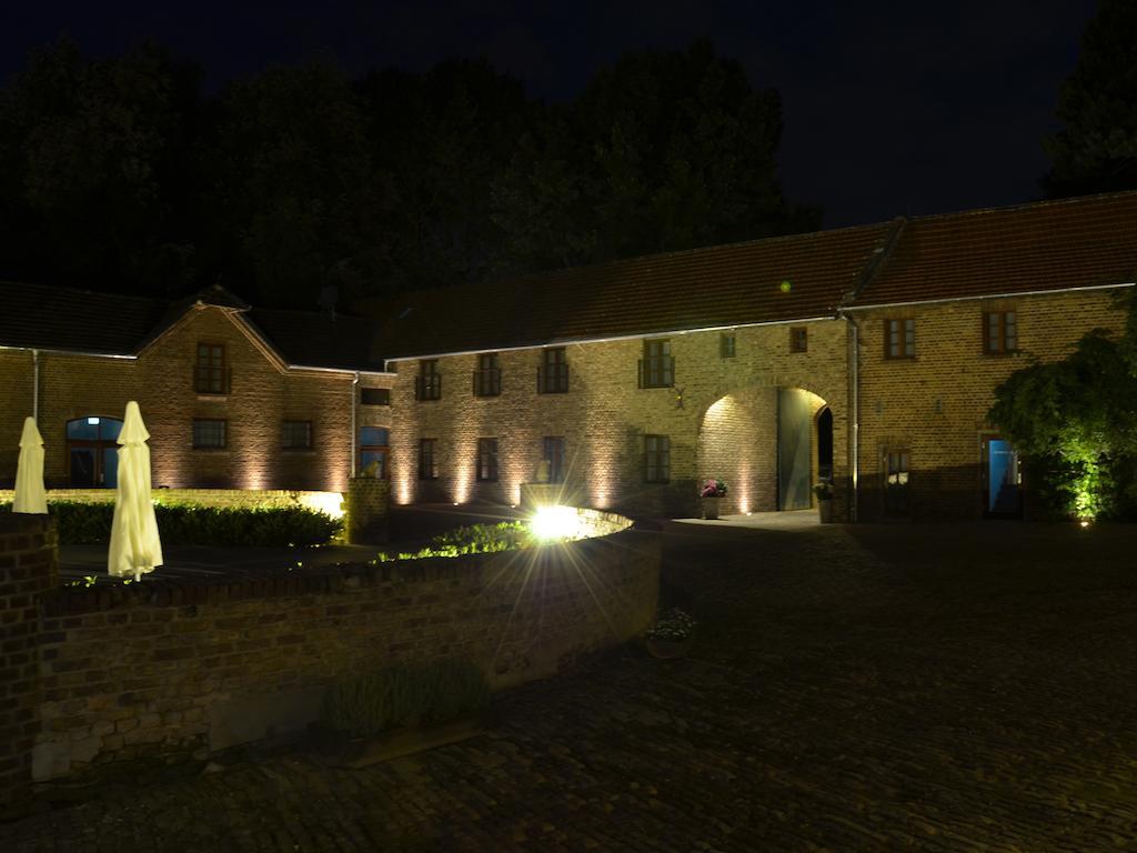 Gut Hohenholz Hotel Bedburg Buitenkant foto